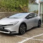 Toyota Prius2,0 Plug-in Hybrid Elegant 5d