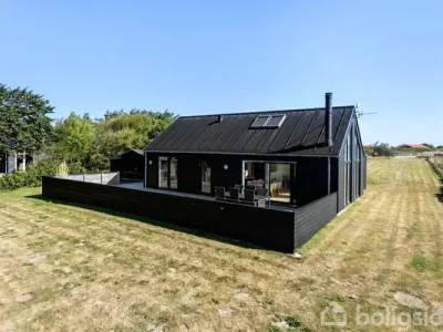 Til salg: R&oslash;nnevej 6, Furreby, L&oslash;kken - Fritidsbolig p&aring; 100 m&sup2;