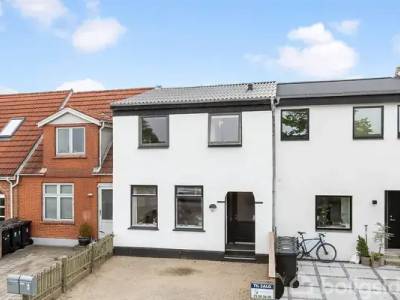 Til salg: G&oslash;hlmannsvej 106, Kolding - R&aelig;kkehus p&aring; 85 m&sup2;