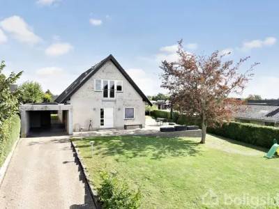 Til salg: Dyrn&aelig;svej 35, N&aelig;stved - Villa p&aring; 212 m&sup2;