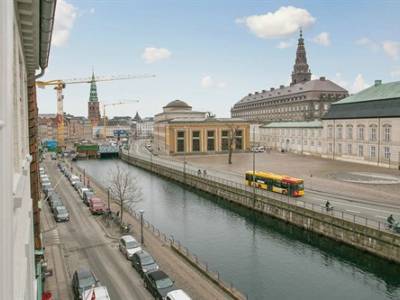 Ejerlejlighed med 6 v&aelig;relser Nybrogade 22 4, 1203 K&oslash;benhavn K