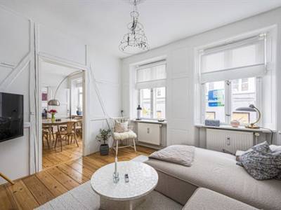 Ejerlejlighed med 3 v&aelig;relser Klosterstr&aelig;de 22, 1. tv., 1157 K&oslash;benhavn K